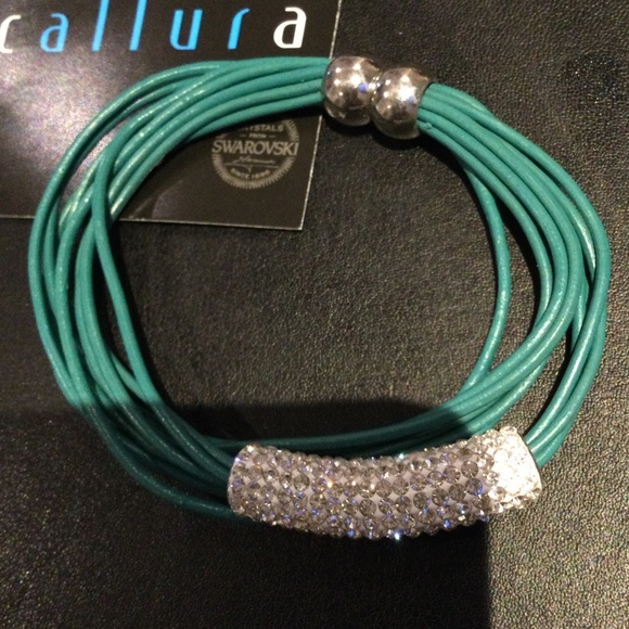 Turquoise Leather Bracelet with Swarovski Crystals - Picture 2 of 4